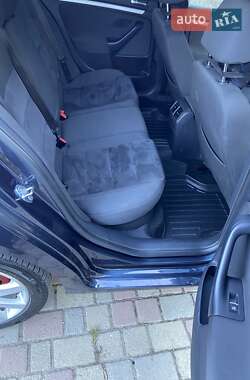 Универсал Volkswagen Golf 2010 в 