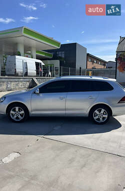 Универсал Volkswagen Golf 2011 в 