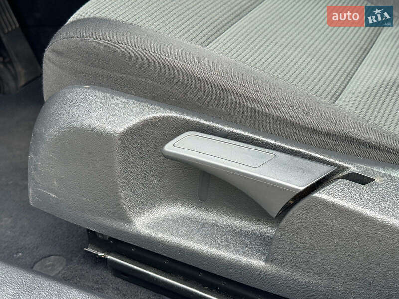 Універсал Volkswagen Golf 2011 в Вінниці