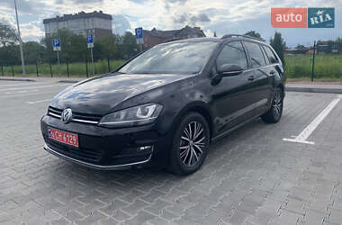 Универсал Volkswagen Golf 2016 в Стрые