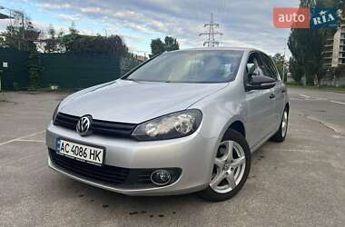 Хетчбек Volkswagen Golf 2012 в Києві