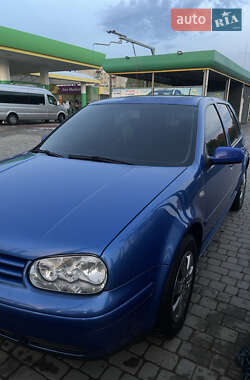 Хетчбек Volkswagen Golf 2000 в Дрогобичі