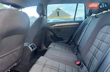 Универсал Volkswagen Golf 2016 в 