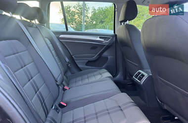 Универсал Volkswagen Golf 2016 в 