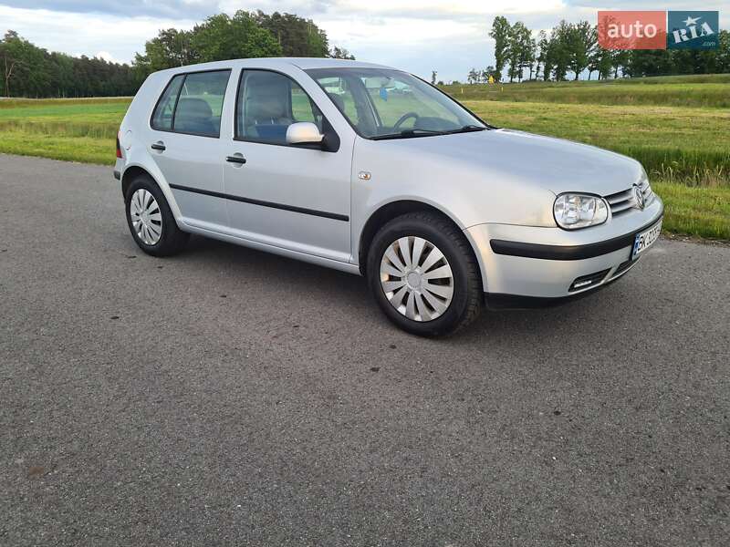 Хетчбек Volkswagen Golf 2000 в Львові