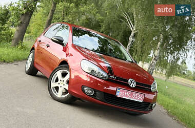Хетчбек Volkswagen Golf 2010 в Володимирі