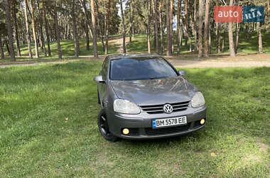 Хетчбек Volkswagen Golf 2006 в 