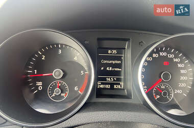 Универсал Volkswagen Golf 2010 в 