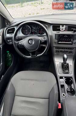 Універсал Volkswagen Golf 2014 в 