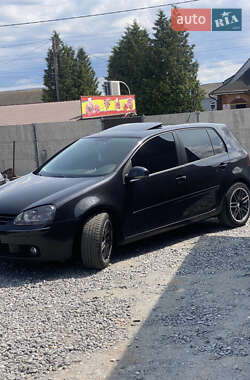 Хэтчбек Volkswagen Golf 2007 в 