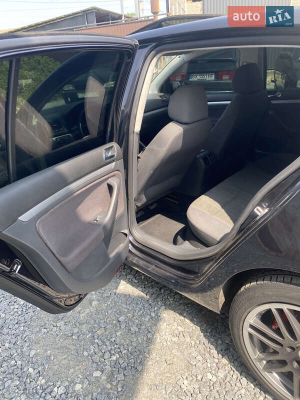 Хетчбек Volkswagen Golf 2007 в Любарі