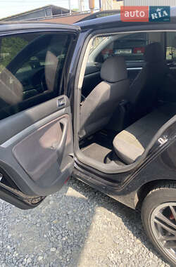 Хэтчбек Volkswagen Golf 2007 в 