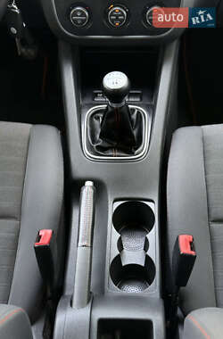 Хэтчбек Volkswagen Golf 2007 в 