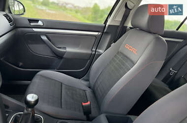 Хэтчбек Volkswagen Golf 2007 в 