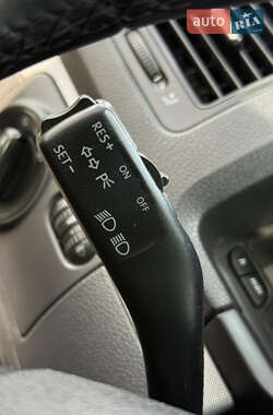 Хэтчбек Volkswagen Golf 2007 в 