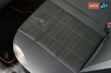 Хэтчбек Volkswagen Golf 2007 в 