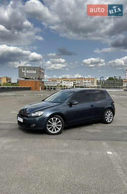 Хетчбек Volkswagen Golf 2009 в Києві