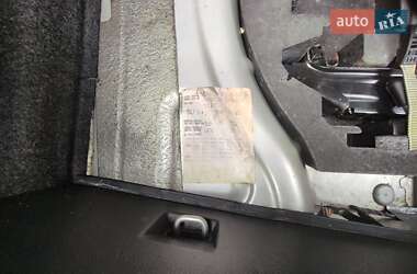 Хетчбек Volkswagen Golf 2006 в 