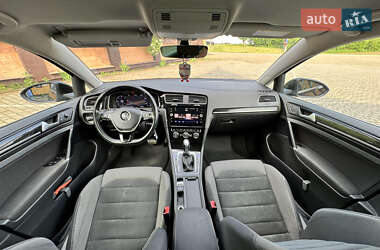 Універсал Volkswagen Golf 2017 в 