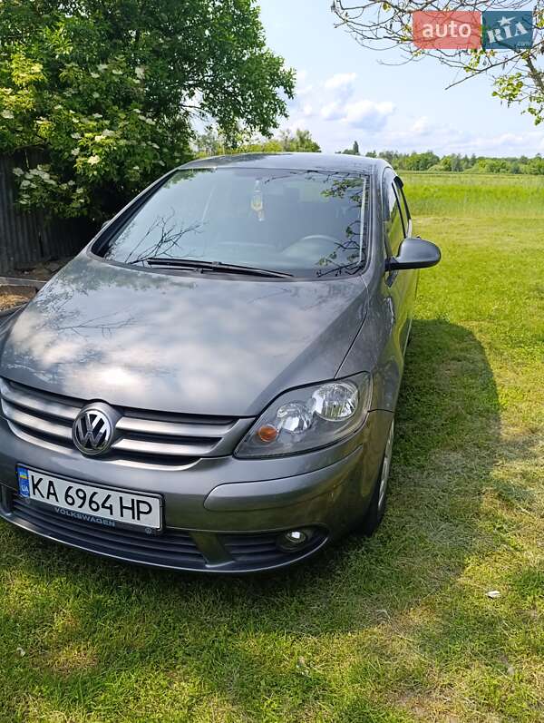 Volkswagen Golf 2005