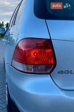 Універсал Volkswagen Golf 2008 в 