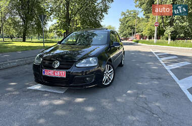 Хэтчбек Volkswagen Golf 2008 в 