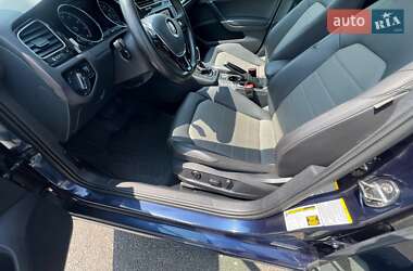 Хэтчбек Volkswagen Golf 2014 в 