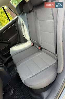 Универсал Volkswagen Golf 2011 в 