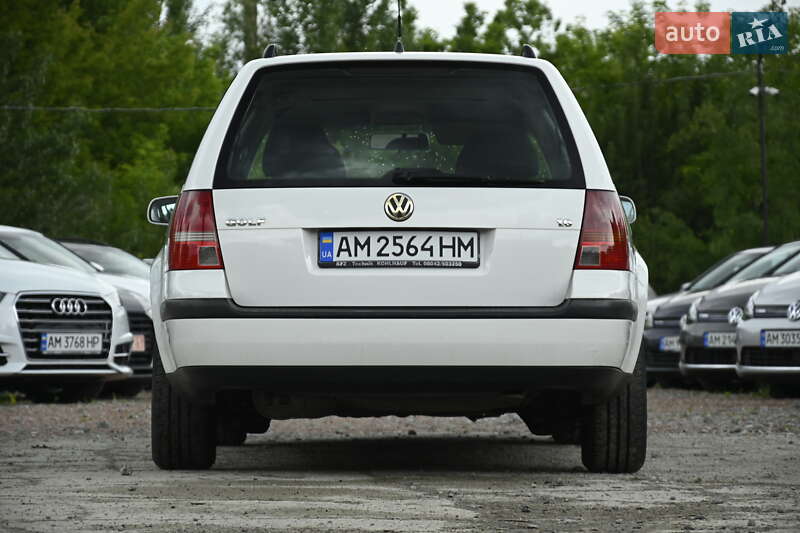 Універсал Volkswagen Golf 2003 в Бердичеві