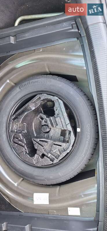 Універсал Volkswagen Golf 2008 в Вінниці