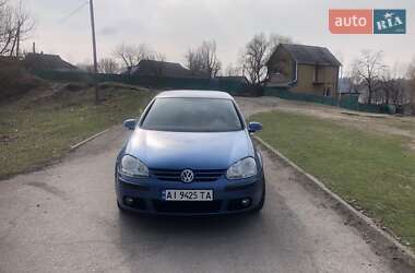 Хэтчбек Volkswagen Golf 2005 в Погребище