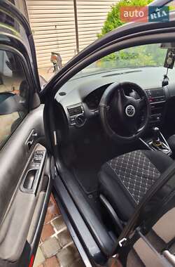 Универсал Volkswagen Golf 2000 в 