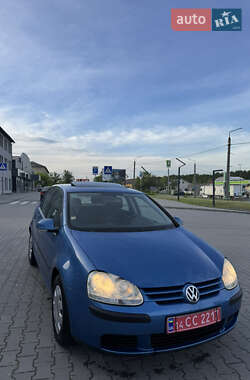 Хэтчбек Volkswagen Golf 2005 в Ивано-Франковске