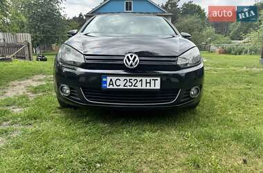 Хетчбек Volkswagen Golf 2010 в 