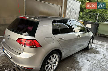 Хэтчбек Volkswagen Golf 2014 в 