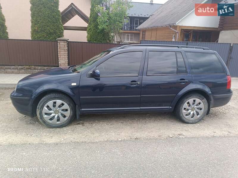 Универсал Volkswagen Golf 2003 в Рахове