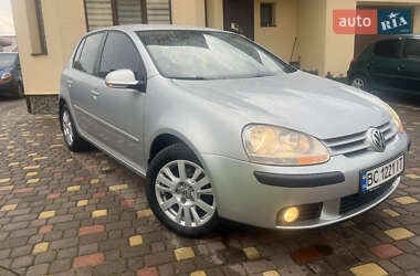 Хэтчбек Volkswagen Golf 2009 в 