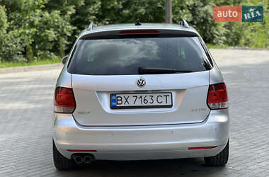 Универсал Volkswagen Golf 2010 в 