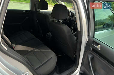 Универсал Volkswagen Golf 2010 в 