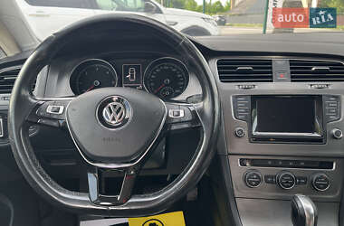 Хэтчбек Volkswagen Golf 2013 в 