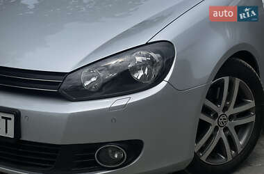 Универсал Volkswagen Golf 2010 в 