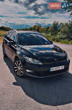 Універсал Volkswagen Golf 2015 в Мукачевому
