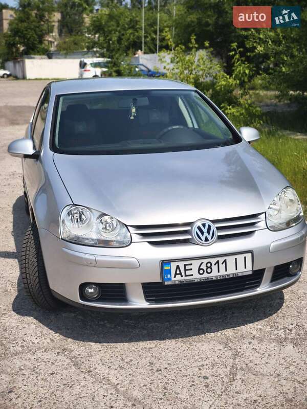 Хетчбек Volkswagen Golf 2006 в Дніпрі фото 2 Хетчбек Volkswagen Golf 2006 в Дніпрі