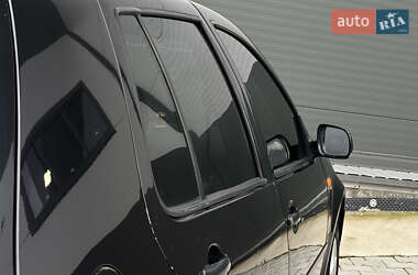 Хэтчбек Volkswagen Golf 1998 в 