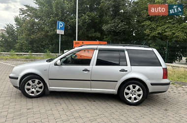Універсал Volkswagen Golf 2001 в 