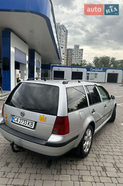 Універсал Volkswagen Golf 2001 в 