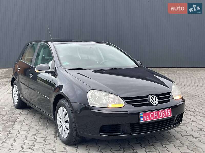 Хетчбек Volkswagen Golf 2008 в Івано-Франківську