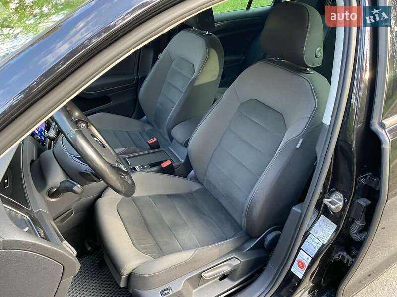 Універсал Volkswagen Golf 2018 в Черкасах