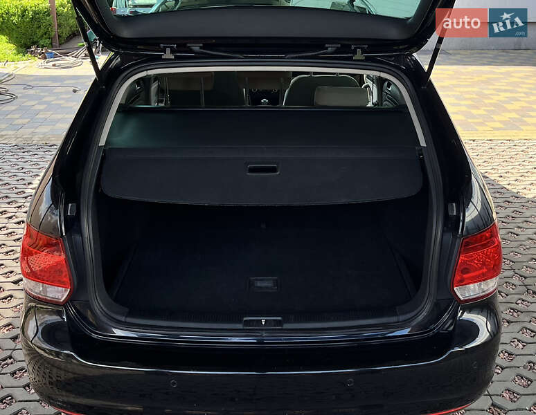 Универсал Volkswagen Golf 2011 в Харькове