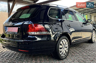 Универсал Volkswagen Golf 2011 в 